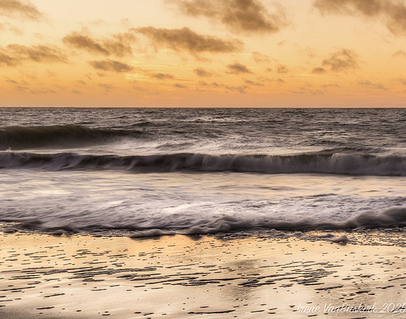 Golden Beach Hour